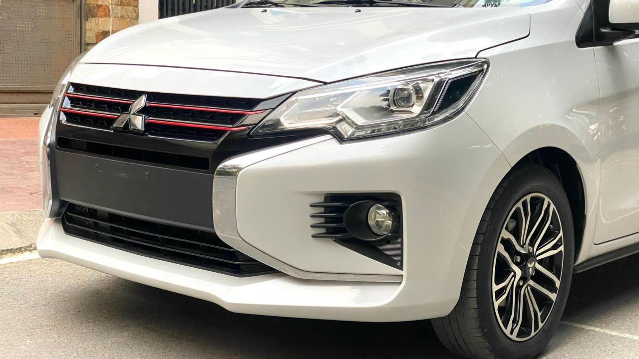 Phần hốc gió phía trước Mitsubishi Attrage