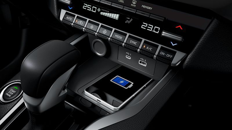 Sạc không dây trên mitsubishi XForce